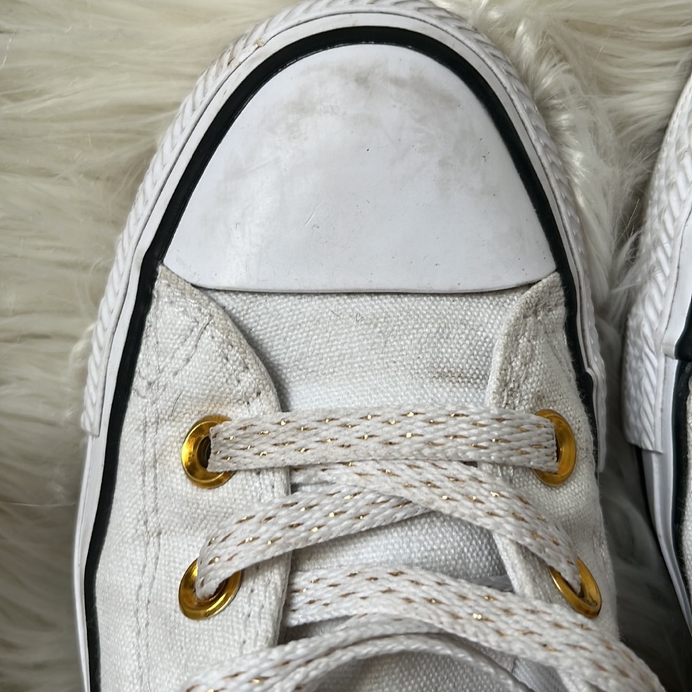 Converse - Picture 8 of 10